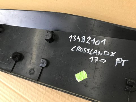 Listwa Opel Crossland X nakładka na drzwi prawy tył 2017- 13482101 Listwa Opel Crossland X nakładka na drzwi prawy tył 2017- 13482101