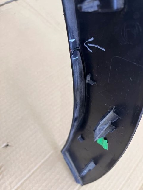 Listwa Opel grandland grandland x 17- nakładka prawego tylnego błotnika plastik Listwa Opel grandland grandland x 17- nakładka prawego tylnego błotnika plastik