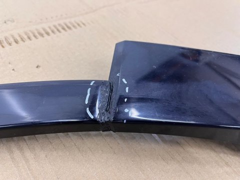 Listwa Seat ateca 16- nakładka lewego przedniego błotnika se0302y30 Listwa Seat ateca 16- nakładka lewego przedniego błotnika se0302y30