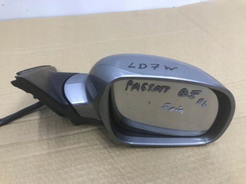 Lusterko Vw Volkswagen Passat B5 zewnętrzne prawe kolor LD7W 3B0857934 Lusterko Vw Volkswagen Passat B5 zewnętrzne prawe kolor LD7W 3B0857934