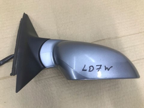 Lusterko Vw Volkswagen Passat B5 zewnętrzne prawe kolor LD7W 3B0857934 Lusterko Vw Volkswagen Passat B5 zewnętrzne prawe kolor LD7W 3B0857934