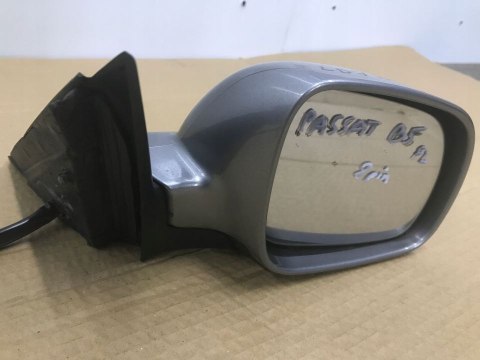 Lusterko Vw Volkswagen Passat B5 zewnętrzne prawe kolor LD7W 3B0857934 Lusterko Vw Volkswagen Passat B5 zewnętrzne prawe kolor LD7W 3B0857934