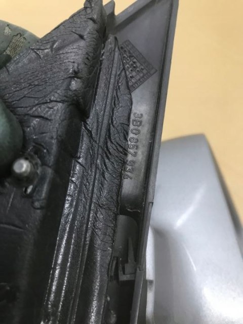 Lusterko Vw Volkswagen Passat B5 zewnętrzne prawe kolor LD7W 3B0857934 Lusterko Vw Volkswagen Passat B5 zewnętrzne prawe kolor LD7W 3B0857934