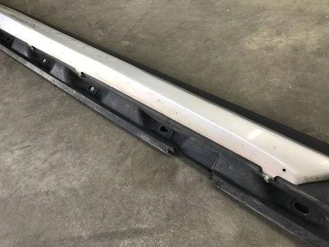 Nakładka progu Volvo xc70 II 2 prawa listwa progowa 07-16 30763663