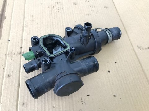 Obudowa termostatu Citroen c5 c8 Peugeot 307 308 807 Jumpy Scudo Fiat Ulysse 2.0 HDi 9656182980 Obudowa termostatu Citroen c5 c8 Peugeot 307 308 807 Jumpy Scudo Fiat Ulysse 2.0 HDi 9656182980