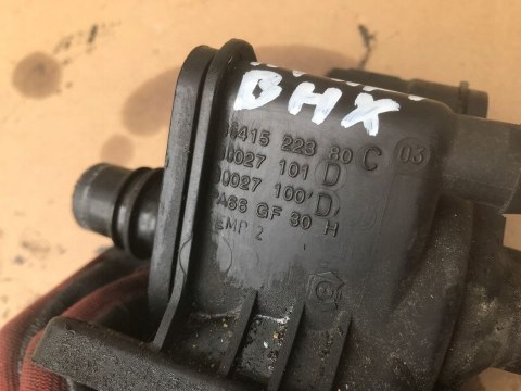 Obudowa termostatu Peugeot 206 307 Citroen c3 Mazda 2 DY Ford Fiesta Fusion 1.4 HDI TDCI 9641522380c Obudowa termostatu Peugeot 206 307 Citroen c3 Mazda 2 DY Ford Fiesta Fusion 1.4 HDI TDCI 9641522380c