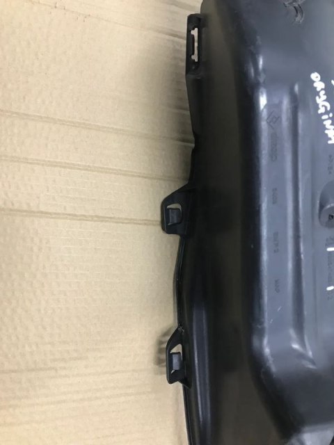 Osłona chłodnicy Peugeot 308 II 2 13-21 wlot intercoolera kierownica powietrza zderzaka 9803474680 Osłona chłodnicy Peugeot 308 II 2 13-21 wlot intercoolera kierownica powietrza zderzaka 9803474680