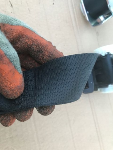 Pas bezpieczeństwa Bmw 5 F10 10-17r. pasy lewe tylne środkowy 34025147b Pas bezpieczeństwa Bmw 5 F10 10-17r. pasy lewe tylne środkowy 34025147b