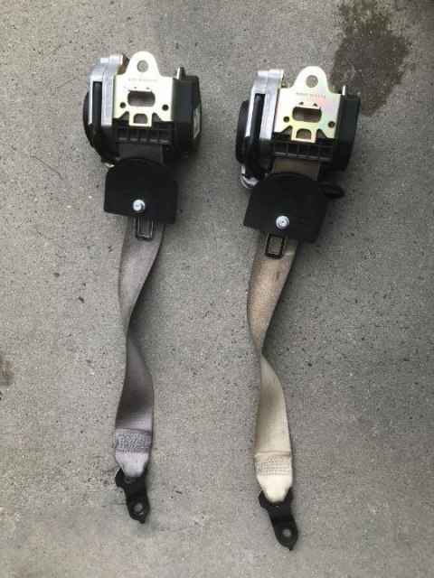 Pas bezpieczeństwa MERCEDES W211 02-09r. pasy prawe przednie E-klasa 561014601 Pas bezpieczeństwa MERCEDES W211 02-09r. pasy prawe przednie E-klasa 561014601