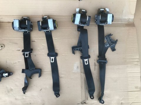 Pas bezpieczeństwa VW PASSAT B5 SKODA SUPERB I TYLNY PRAWY LEWY SEDAN KOMBI Pas bezpieczeństwa VW PASSAT B5 SKODA SUPERB I TYLNY PRAWY LEWY SEDAN KOMBI