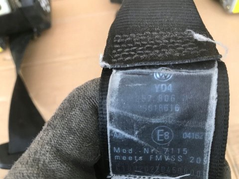 Pas bezpieczeństwa VW PASSAT B5 SKODA SUPERB I TYLNY PRAWY LEWY SEDAN KOMBI Pas bezpieczeństwa VW PASSAT B5 SKODA SUPERB I TYLNY PRAWY LEWY SEDAN KOMBI