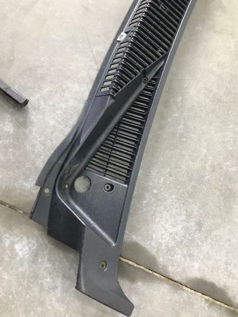 Podszybie Ford Transit Connect MK1 I 02-13r 2T14A02217a Podszybie Ford Transit Connect MK1 I 02-13r 2T14A02217a
