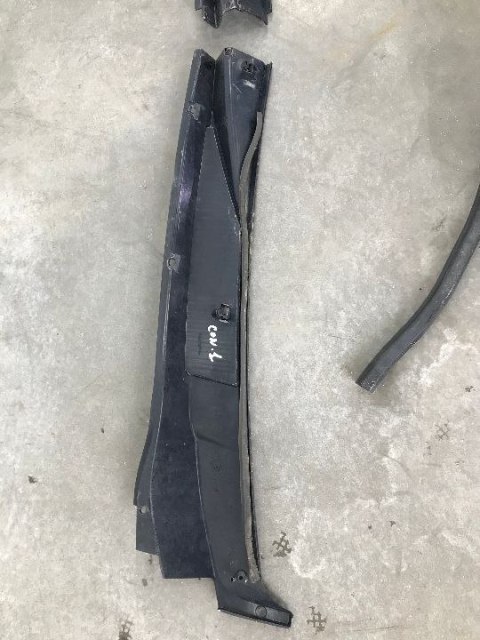 Podszybie Ford Transit Connect MK1 I 02-13r 2T14A02217a Podszybie Ford Transit Connect MK1 I 02-13r 2T14A02217a
