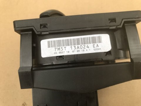 Przełącznik Ford C-Max CMax Mk1 Focus MK2 Kuga MK1 03-10r. przycisk włącznik świateł przeciwmgielnych pokrętło 7M5T-13A024-ea Przełącznik Ford C-Max CMax Mk1 Focus MK2 Kuga MK1 03-10r. przycisk włącznik świateł przeciwmgielnych pokrętło 7M5T-13A024-ea