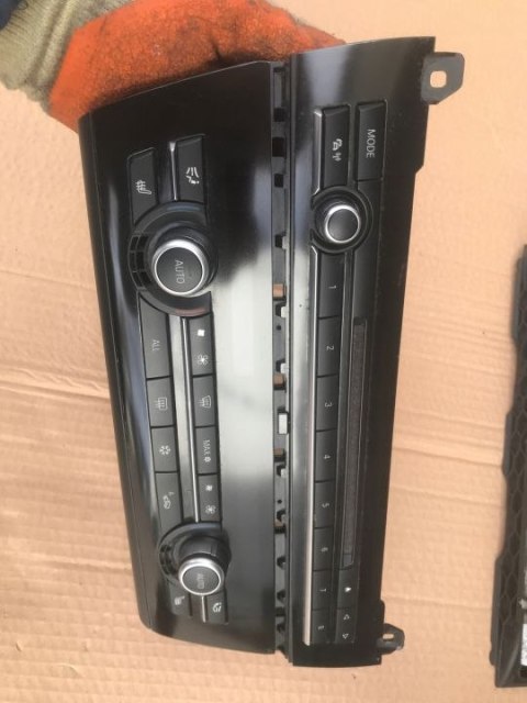 Radio BMW 5 F10 F11 CIC wyświetlacz panel ekran GPS nawigacja komplet 923915501 9243897 Radio BMW 5 F10 F11 CIC wyświetlacz panel ekran GPS nawigacja komplet 923915501 9243897