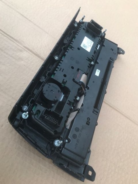 Radio BMW 5 F10 F11 CIC wyświetlacz panel ekran GPS nawigacja komplet 923915501 9243897 Radio BMW 5 F10 F11 CIC wyświetlacz panel ekran GPS nawigacja komplet 923915501 9243897