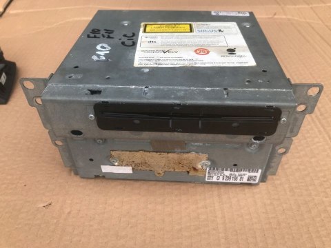 Radio BMW 5 F10 F11 CIC wyświetlacz panel ekran GPS nawigacja komplet 923915501 9243897 Radio BMW 5 F10 F11 CIC wyświetlacz panel ekran GPS nawigacja komplet 923915501 9243897