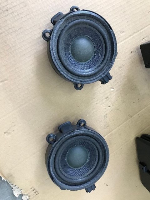 Radio Mercedes Vito W639 wzmacniacz subwoofer głosniki tuner wzmacniacz zmieniarka kmpl. A6398271660 Radio Mercedes Vito W639 wzmacniacz subwoofer głosniki tuner wzmacniacz zmieniarka kmpl. A6398271660
