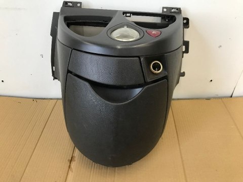 Schowek Peugeot 807 Citroën C8 Fiat Ulysse Lancia Phedra uchwyt na napoje tunel środkowy 1497694077 Schowek Peugeot 807 Citroën C8 Fiat Ulysse Lancia Phedra uchwyt na napoje tunel środkowy 1497694077