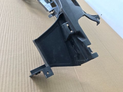 Ślizg Mercedes W213 16-20r. przedlift mocowanie wspornik zderzaka reflektora lampy prawe przednie