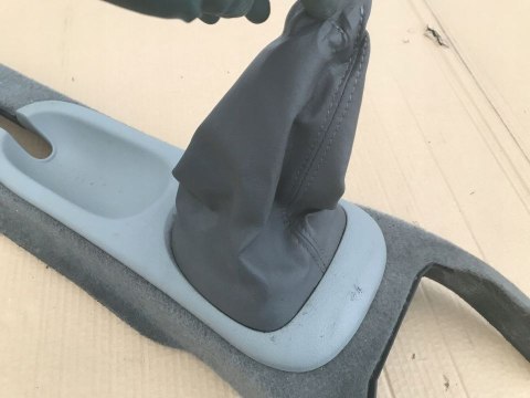 Tunel środkowy RENAULT SCENIC I 1 mieszek 8200037829 Tunel środkowy RENAULT SCENIC I 1 mieszek 8200037829