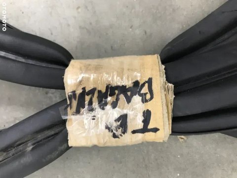 Uszczelka Opel Tigra B 04-09 klapy bagażnika dachu tylna Uszczelka Opel Tigra B 04-09 klapy bagażnika dachu tylna