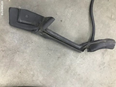 Uszczelka Opel Tigra B 04-09 klapy bagażnika dachu tylna Uszczelka Opel Tigra B 04-09 klapy bagażnika dachu tylna
