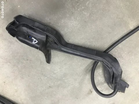 Uszczelka Opel Tigra B 04-09 klapy bagażnika dachu tylna Uszczelka Opel Tigra B 04-09 klapy bagażnika dachu tylna