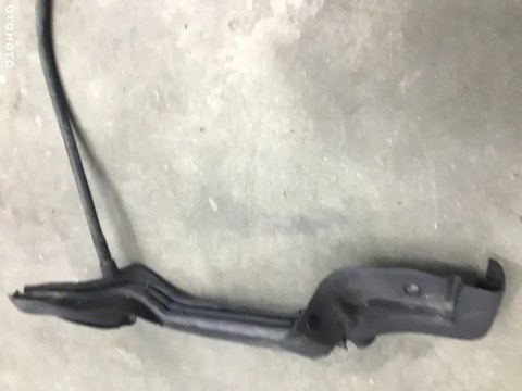 Uszczelka Opel Tigra B 04-09 klapy bagażnika dachu tylna Uszczelka Opel Tigra B 04-09 klapy bagażnika dachu tylna