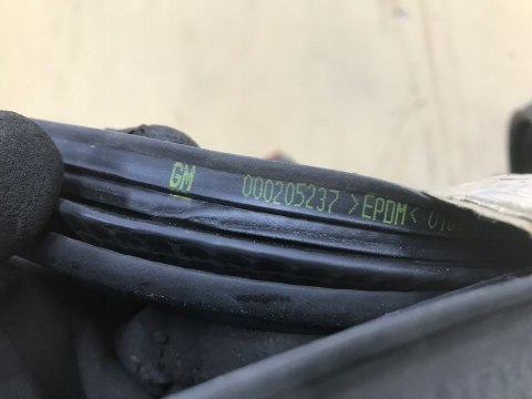 Uszczelka Opel Vectra C Kombi 02-08r. guma drzwi klapy bagażnika prawa lewa tylna przednia Uszczelka Opel Vectra C Kombi 02-08r. guma drzwi klapy bagażnika prawa lewa tylna przednia