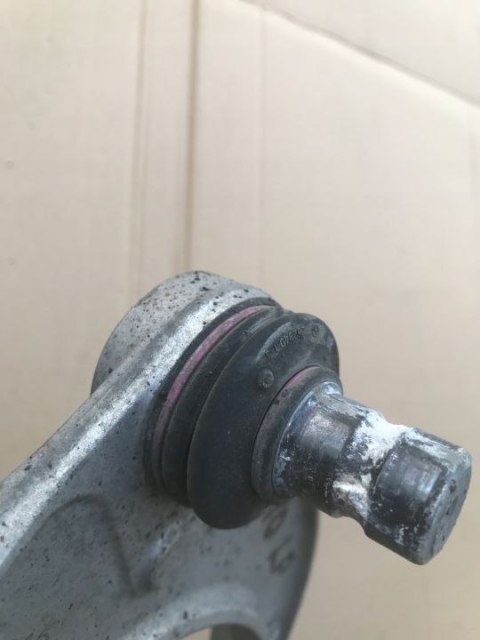 Wahacz BMW F10 F11 WAHACZE PRZÓD prawy lewy