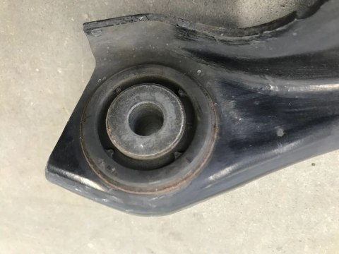 Wahacz Smart fortwo w451 przód przedni lewy prawy a4513330002 Wahacz Smart fortwo w451 przód przedni lewy prawy a4513330002