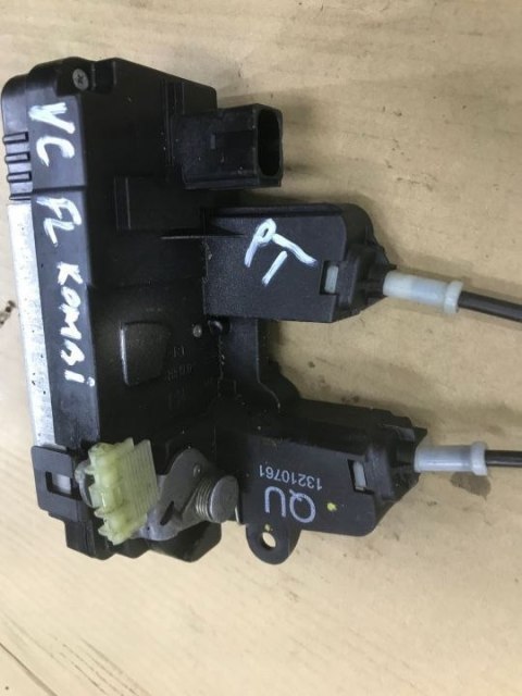 Zamek drzwi OPEL VECTRA C Signum 02-08r. PRAWY LEWY PRZÓD TYŁ 24447346 13210760 13210767 90503996 Zamek drzwi OPEL VECTRA C Signum 02-08r. PRAWY LEWY PRZÓD TYŁ 24447346 13210760 13210767 90503996
