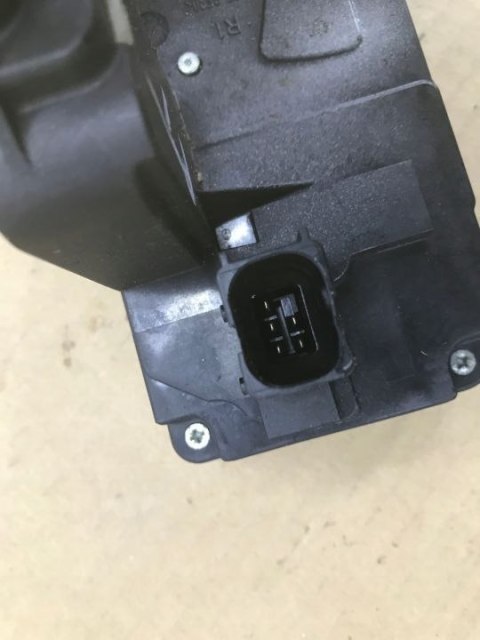 Zamek drzwi OPEL VECTRA C Signum 02-08r. PRAWY LEWY PRZÓD TYŁ 24447346 13210760 13210767 90503996 Zamek drzwi OPEL VECTRA C Signum 02-08r. PRAWY LEWY PRZÓD TYŁ 24447346 13210760 13210767 90503996