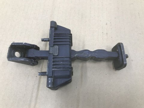Zawias drzwi CITROEN C4 I 3D 04-10r. ogranicznik prawy lewy przód Zawias drzwi CITROEN C4 I 3D 04-10r. ogranicznik prawy lewy przód