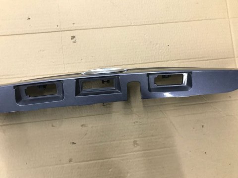 Listwa Nissan qashqai II 2 j11 blenda nakładka klapy bagażnika 908104es 908104et 908104eu Listwa Nissan qashqai II 2 j11 blenda nakładka klapy bagażnika 908104es 908104et 908104eu
