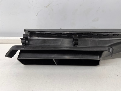 Osłona chłodnicy VW polo 6 VI 2q0 17- góra kierownica powietrza 2q0129509a 2q0129509c 2qm129509a Osłona chłodnicy VW polo 6 VI 2q0 17- góra kierownica powietrza 2q0129509a 2q0129509c 2qm129509a