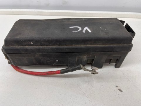 Skrzynka bezpieczników Opel vectra c moduł sterownik 13112919al Skrzynka bezpieczników Opel vectra c moduł sterownik 13112919al
