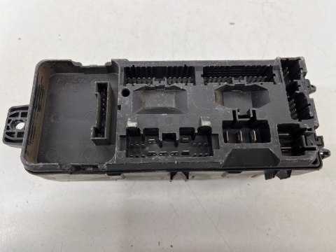 Skrzynka bezpieczników Volvo v40 moduł sterownik BSI 30889989 Skrzynka bezpieczników Volvo v40 moduł sterownik BSI 30889989