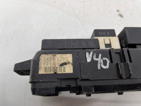 Skrzynka bezpieczników Volvo v40 moduł sterownik BSI 30889989 Skrzynka bezpieczników Volvo v40 moduł sterownik BSI 30889989