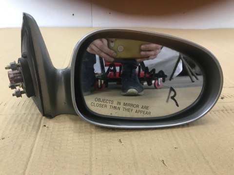 Lusterko Nissan Altima L30 1998-2001r. zewnętrzne prawe Lusterko Nissan Altima L30 1998-2001r. zewnętrzne prawe
