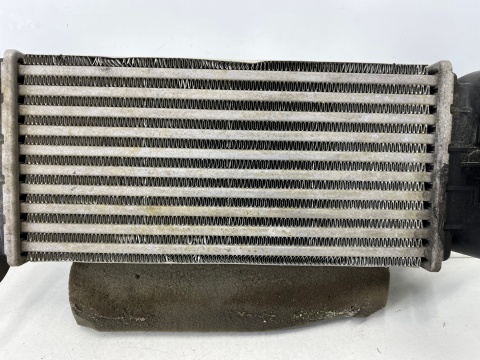 Chłodnica intercoolera Ford Transit Courier MK1 powietrza 1.5 TDCi 1.5 EcoBlue 14-23r. oryginał jt76-6k775-da Chłodnica intercoolera Ford Transit Courier MK1 powietrza 1.5 TDCi 1.5 EcoBlue 14-23r. oryginał jt76-6k775-da
