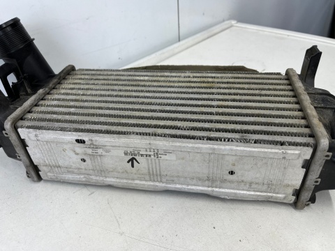Chłodnica intercoolera Ford Transit Courier MK1 powietrza 1.5 TDCi 1.5 EcoBlue 14-23r. oryginał jt76-6k775-da Chłodnica intercoolera Ford Transit Courier MK1 powietrza 1.5 TDCi 1.5 EcoBlue 14-23r. oryginał jt76-6k775-da