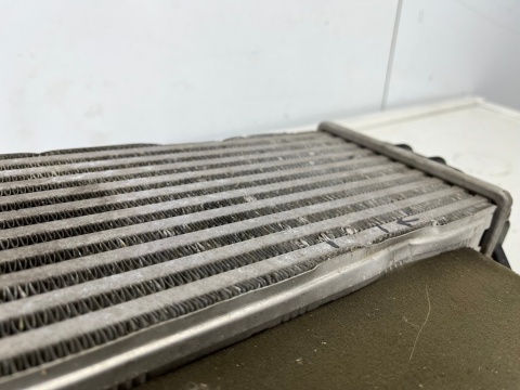 Chłodnica intercoolera Ford Transit Courier MK1 powietrza 1.5 TDCi 1.5 EcoBlue 14-23r. oryginał jt76-6k775-da Chłodnica intercoolera Ford Transit Courier MK1 powietrza 1.5 TDCi 1.5 EcoBlue 14-23r. oryginał jt76-6k775-da
