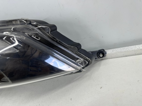 Lampa reflektor Nissan Juke I Lift 14-19r. lewa przednia kierunkowskaz światło do jazdy dziennej 90049101 Lampa reflektor Nissan Juke I Lift 14-19r. lewa przednia kierunkowskaz światło do jazdy dziennej 90049101