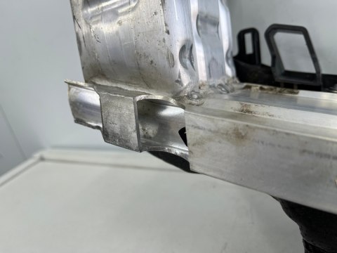 Belka zderzaka Porsche 911 VIII 992 przednie wzmocnienie ślizg absorber pianka 2019r.-> 992807108j 992807665d 992807139a Belka zderzaka Porsche 911 VIII 992 przednie wzmocnienie ślizg absorber pianka 2019r.-> 992807108j 992807665d 992807139a