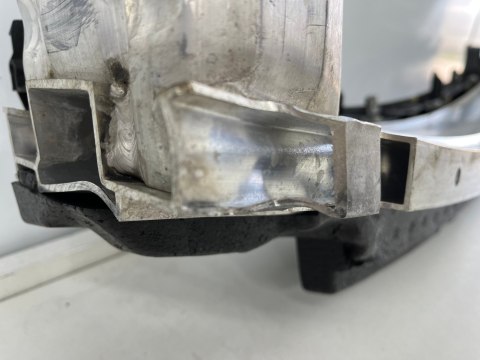 Belka zderzaka Porsche 911 VIII 992 przednie wzmocnienie ślizg absorber pianka 2019r.-> 992807108j 992807665d 992807139a Belka zderzaka Porsche 911 VIII 992 przednie wzmocnienie ślizg absorber pianka 2019r.-> 992807108j 992807665d 992807139a