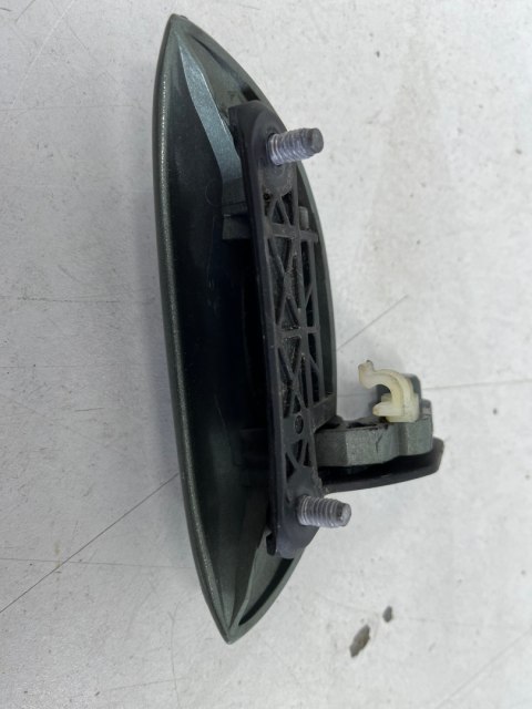 Klamka Citroen C1 Toyota Aygo I Peugeot 107 05-14r. 3d 5d zewnętrzna rączka uchwyt drzwi przednia tylna prawa Klamka Citroen C1 Toyota Aygo I Peugeot 107 05-14r. 3d 5d zewnętrzna rączka uchwyt drzwi przednia tylna prawa