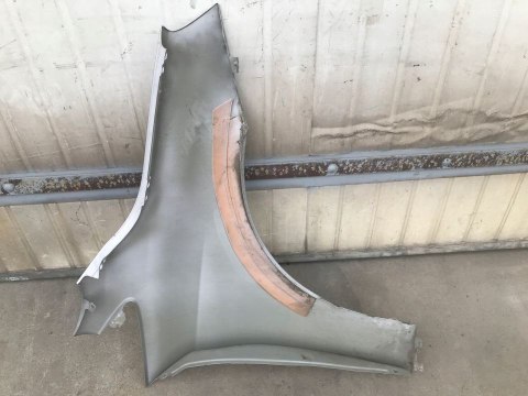 Błotnik BMW 2 F45 Active Tourer F46 Gran Tourer GT Lewy przedni 14-22r. Błotnik BMW 2 F45 Active Tourer F46 Gran Tourer GT Lewy przedni 14-22r.