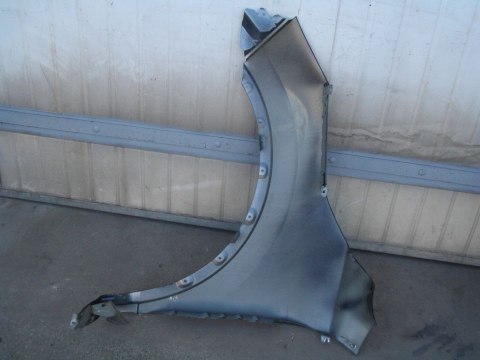 Błotnik Nissan Qashqai 2 II J11 prawy przedni 13-21r. Błotnik Nissan Qashqai 2 II J11 prawy przedni 13-21r.